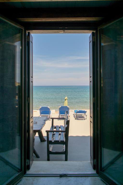Volakas Beachfront Вилла *